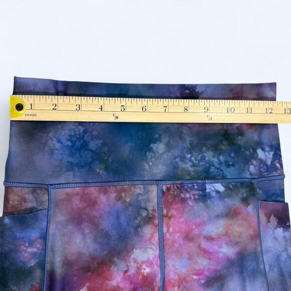Athleta Salutation Stash Pocket II Capri leggings - Size S / ST - Cosmic Tie Dye - Picture 7 of 8